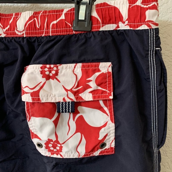 Landsend Navy Swim Trunk Red Hawaiian Floral XL - Picture 3 of 5